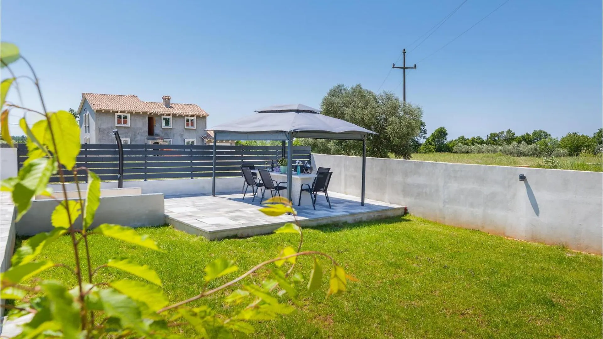 Nice Home In Majmajola With Outdoor Swimming Pool Butkovići 0*,