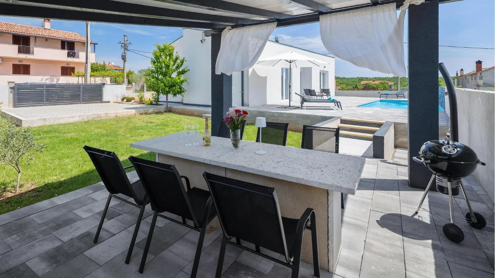 Butkovići Nice Home In Majmajola With Outdoor Swimming Pool בית נופש