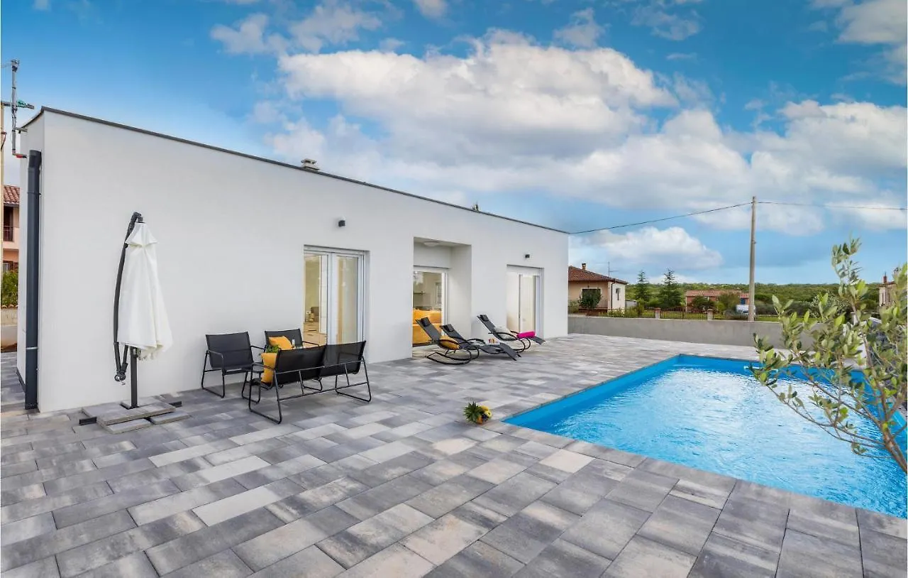 Nice Home In Majmajola With Outdoor Swimming Pool Butkovici  Holiday home