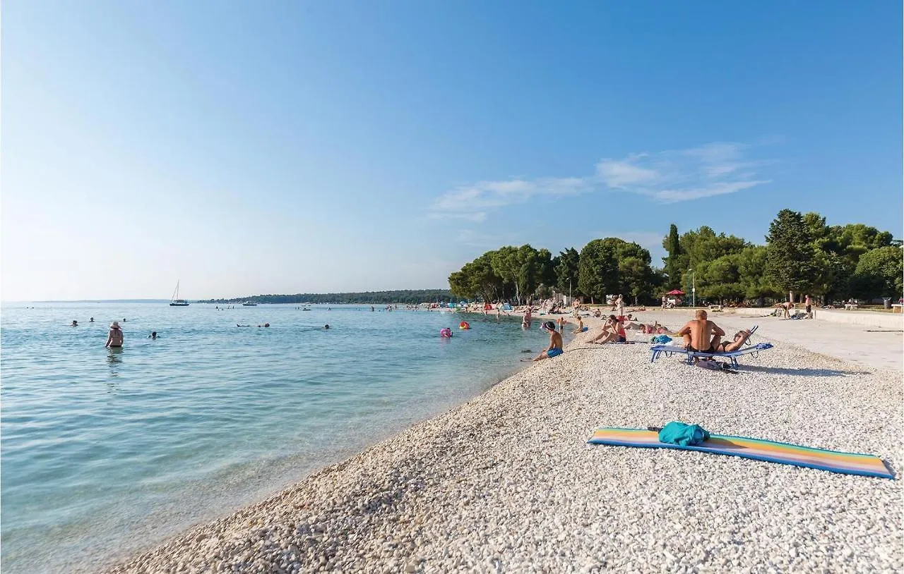 Holiday home Nice Home In Majmajola With Outdoor Swimming Pool Butkovici